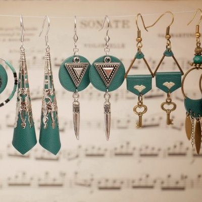 3 boucles d oreilles cuir d agneau vert sapin