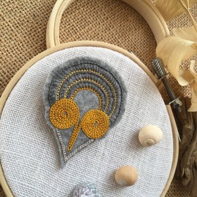 3 broche plume amis imaginaires