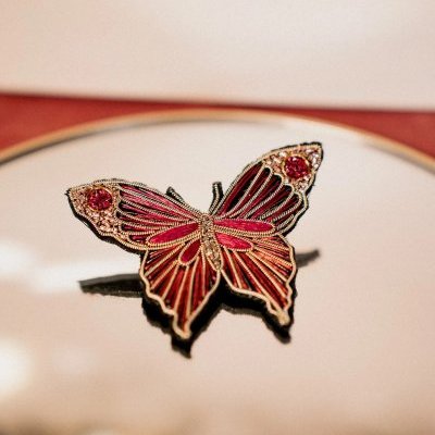 papillon brodé