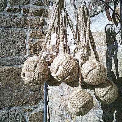 3.toulines globes