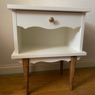 Blanche - Table de chevet