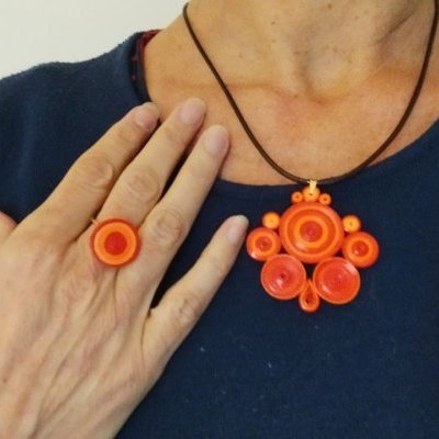 Collier orange 1022