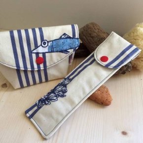 Ensemble étui savon, brosse à dents