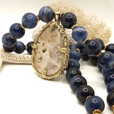 vlv jewellery bijou collier Trsor de la mer sodalite05 ConvertImage