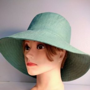 chapeau en lin vert d eau