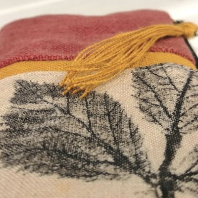 zoom trousse ronce
