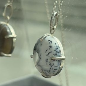 Pendentif argent et agate